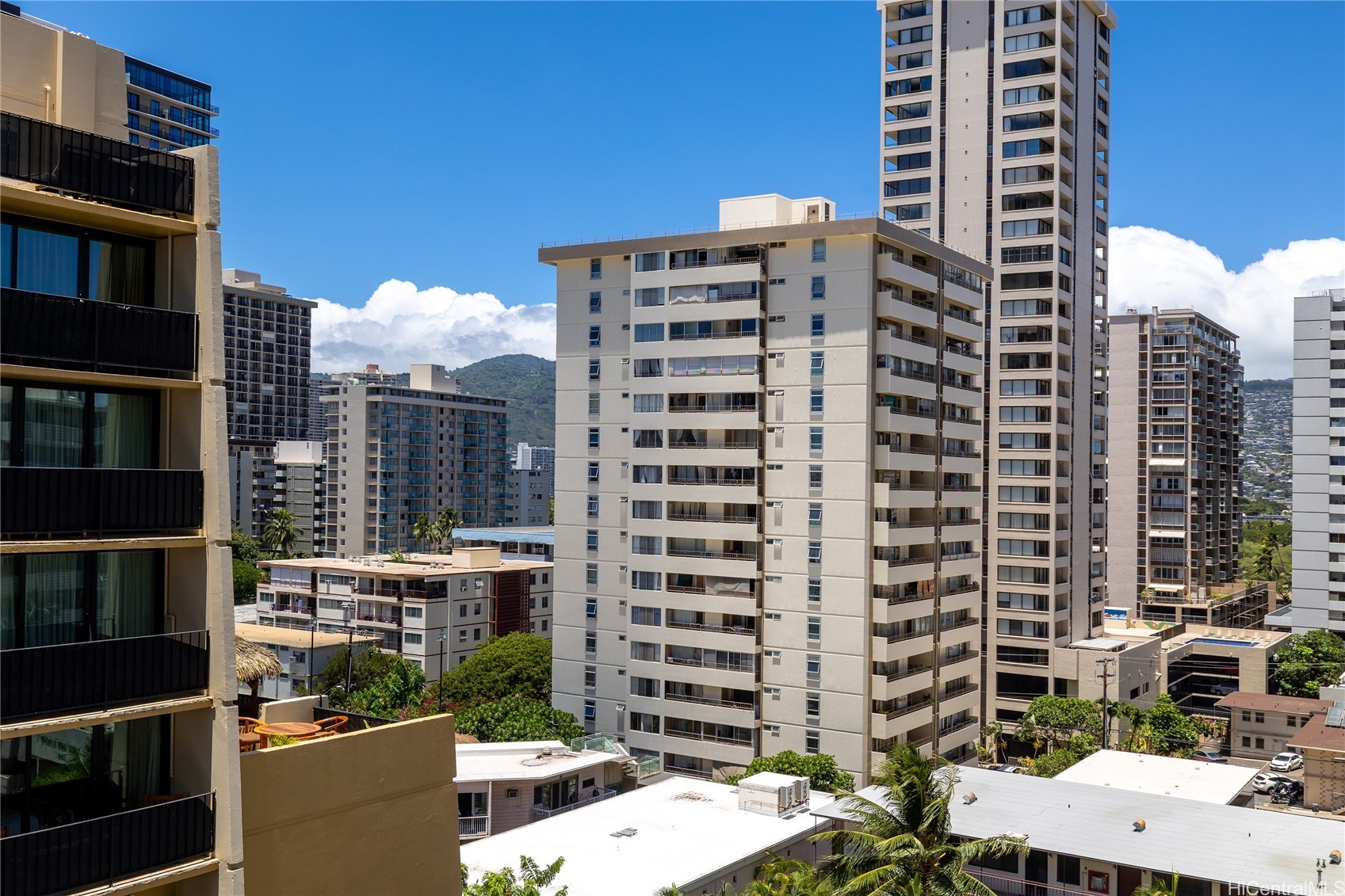 2427 Kuhio Avenue 1005 Property Photo 12