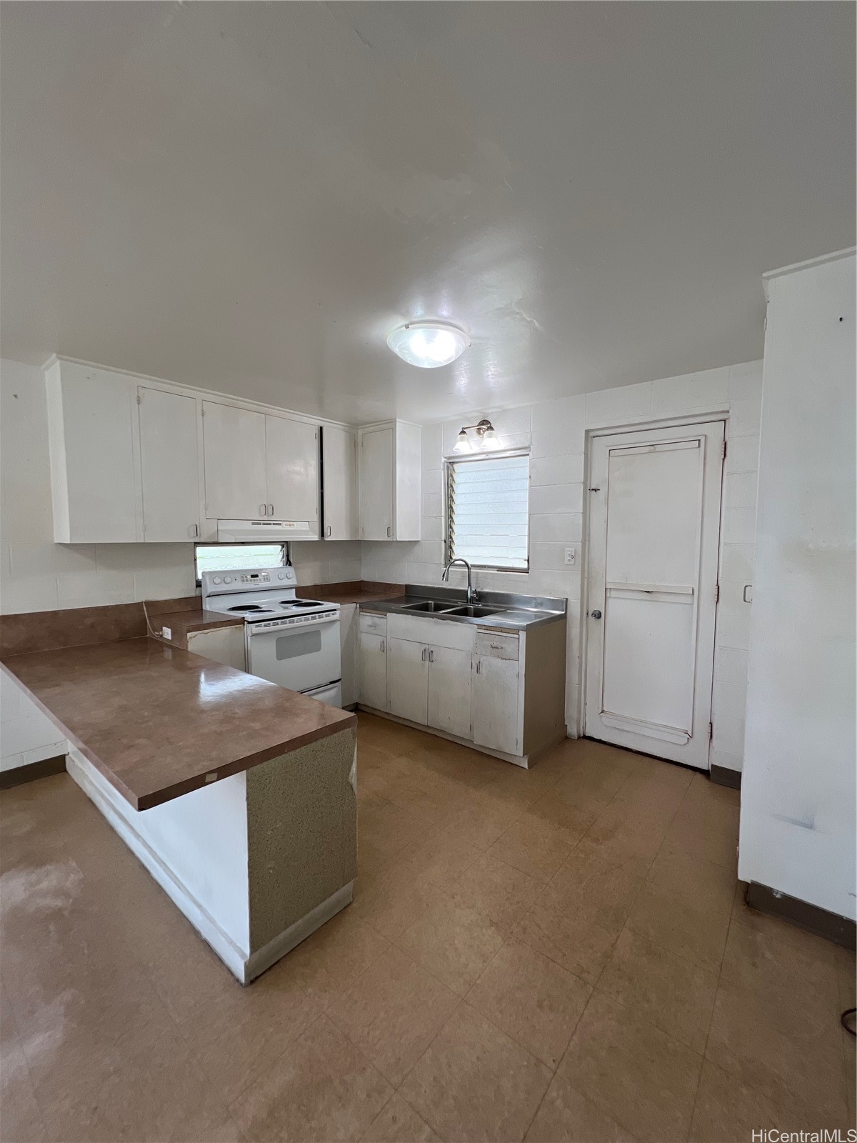 1817 Wilder Avenue Property Photo 3
