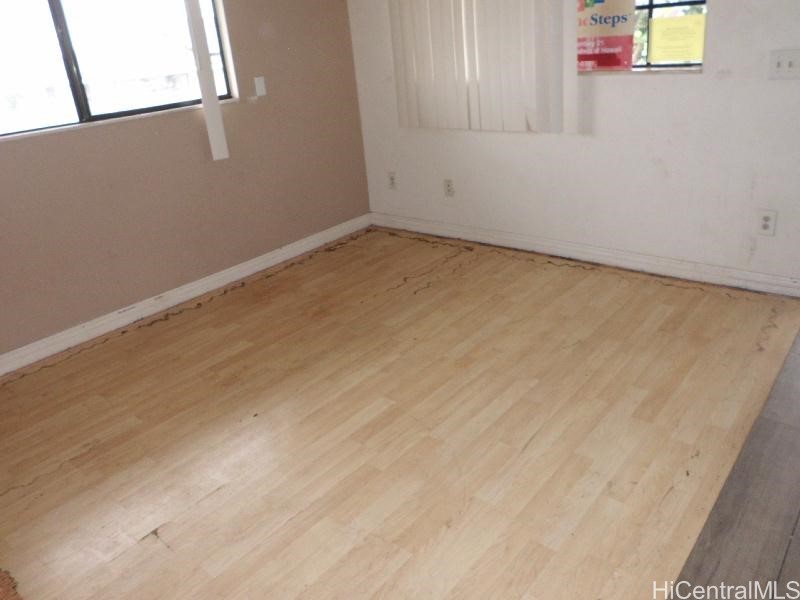 91-1036 Kaiau Avenue 10e Property Photo 4