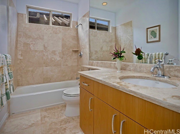 1047 Koko Kai Place Property Photo 12