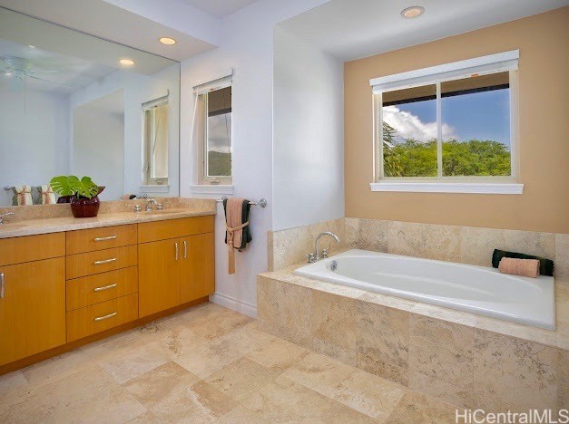 1047 Koko Kai Place Property Photo 17
