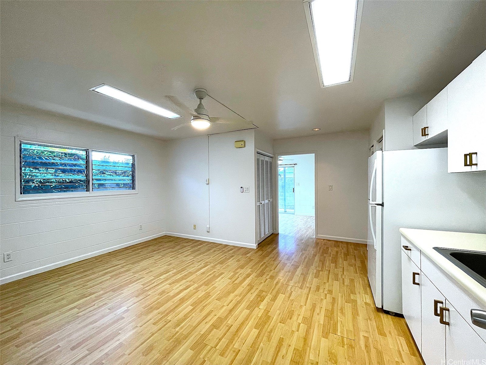 3117 Catherine Street Property Photo 20