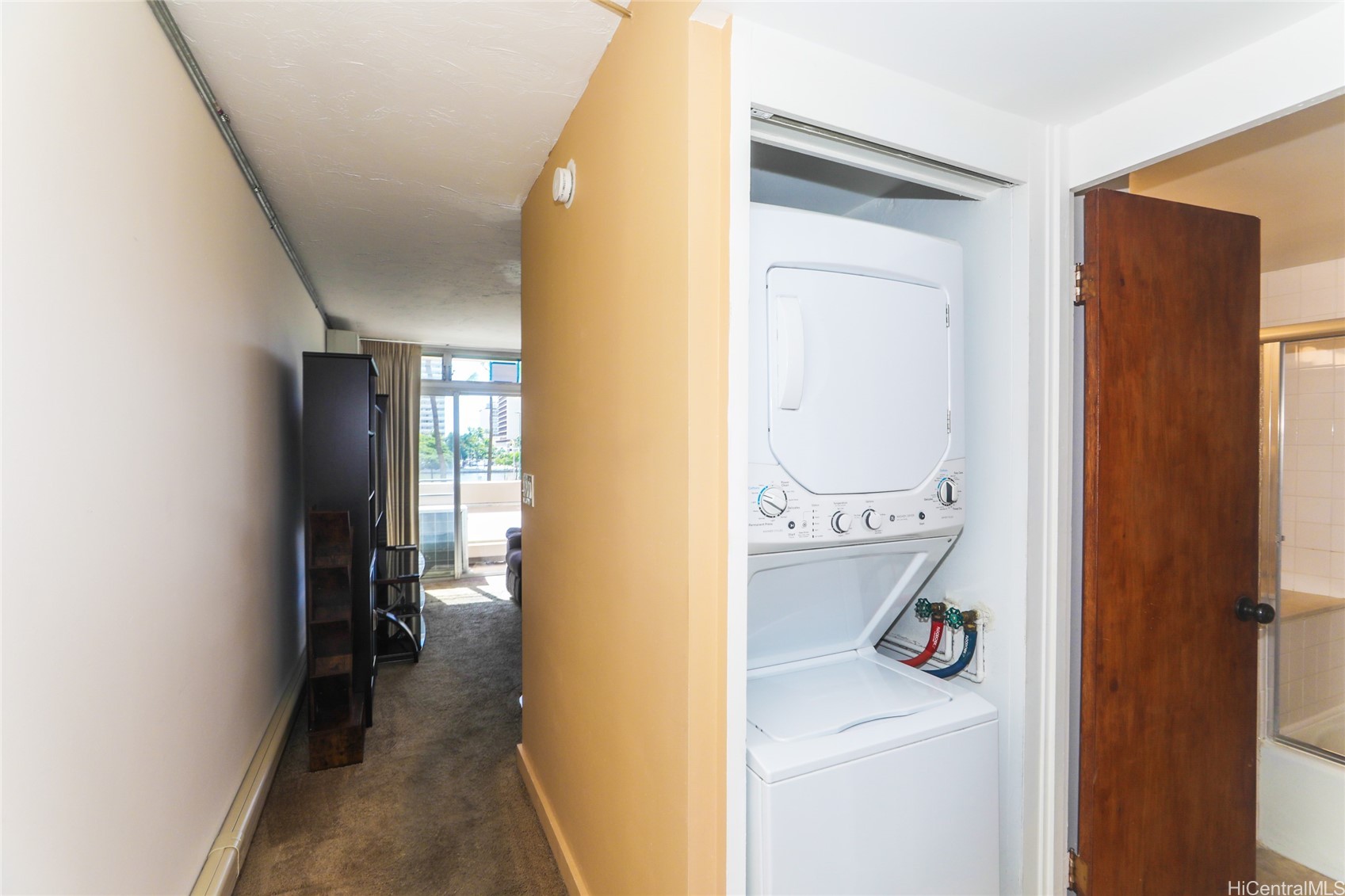 500 University Avenue 311 Property Photo 9