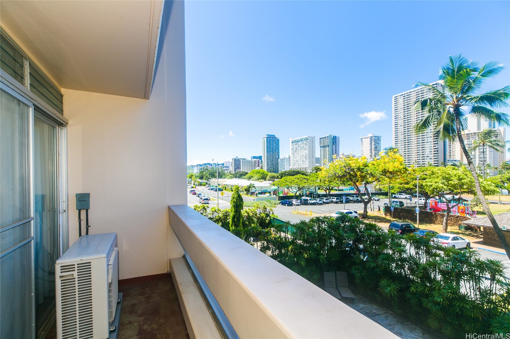 500 University Avenue 311 Property Photo 23