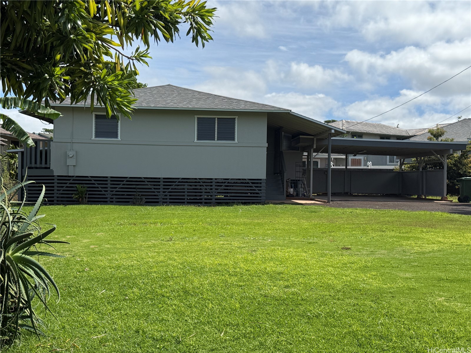1221 Ihiihi Avenue Property Photo 1