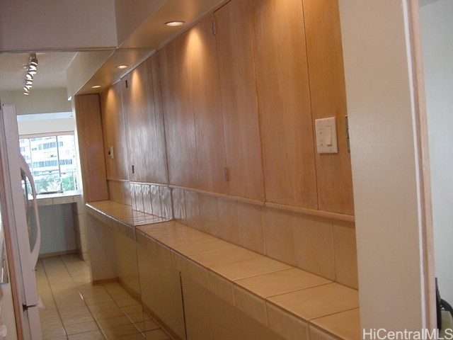 1645 Ala Wai Boulevard 903 Property Photo 11