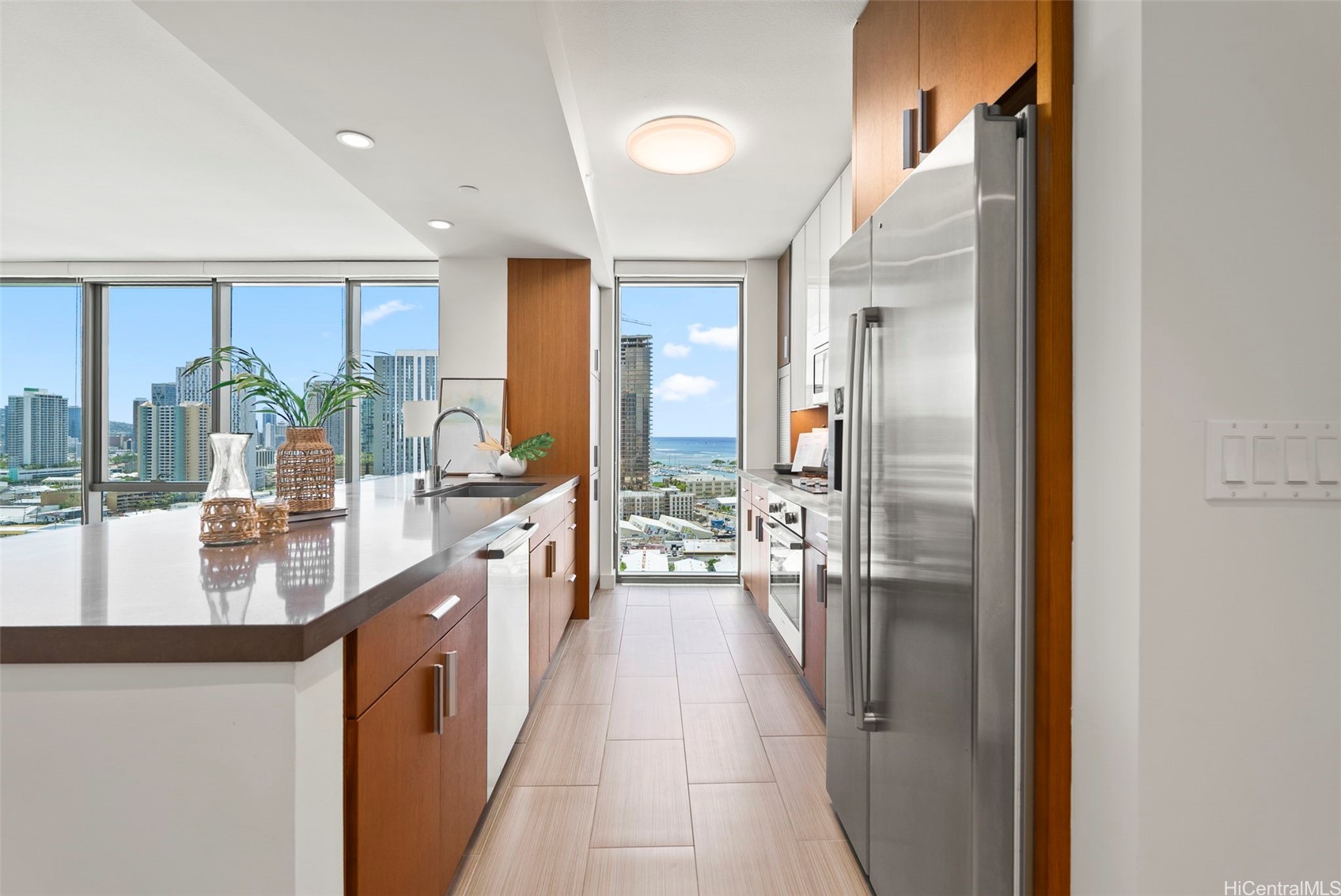 600 Ala Moana Boulevard 2009 Property Photo 5