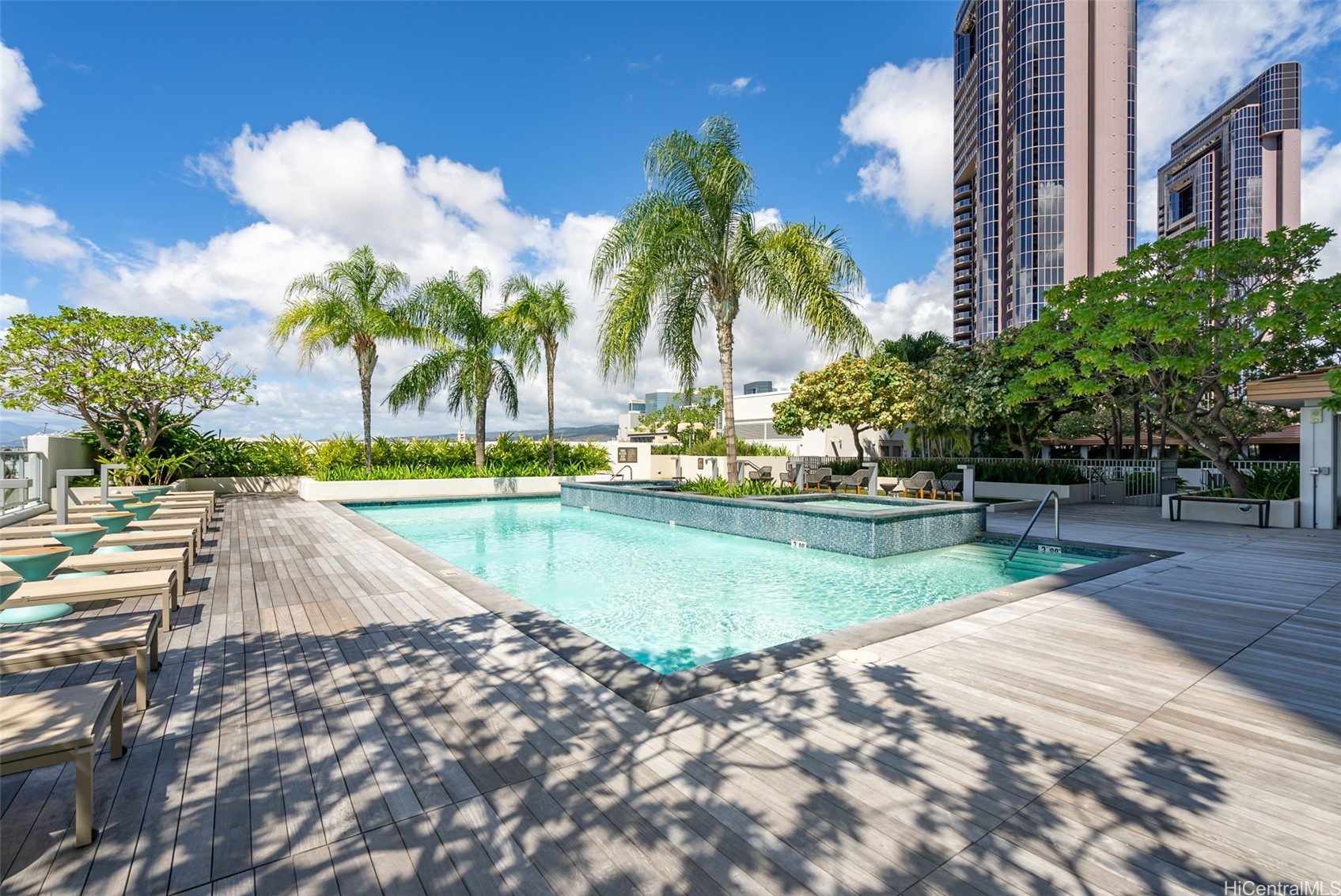 600 Ala Moana Boulevard 2009 Property Photo 18
