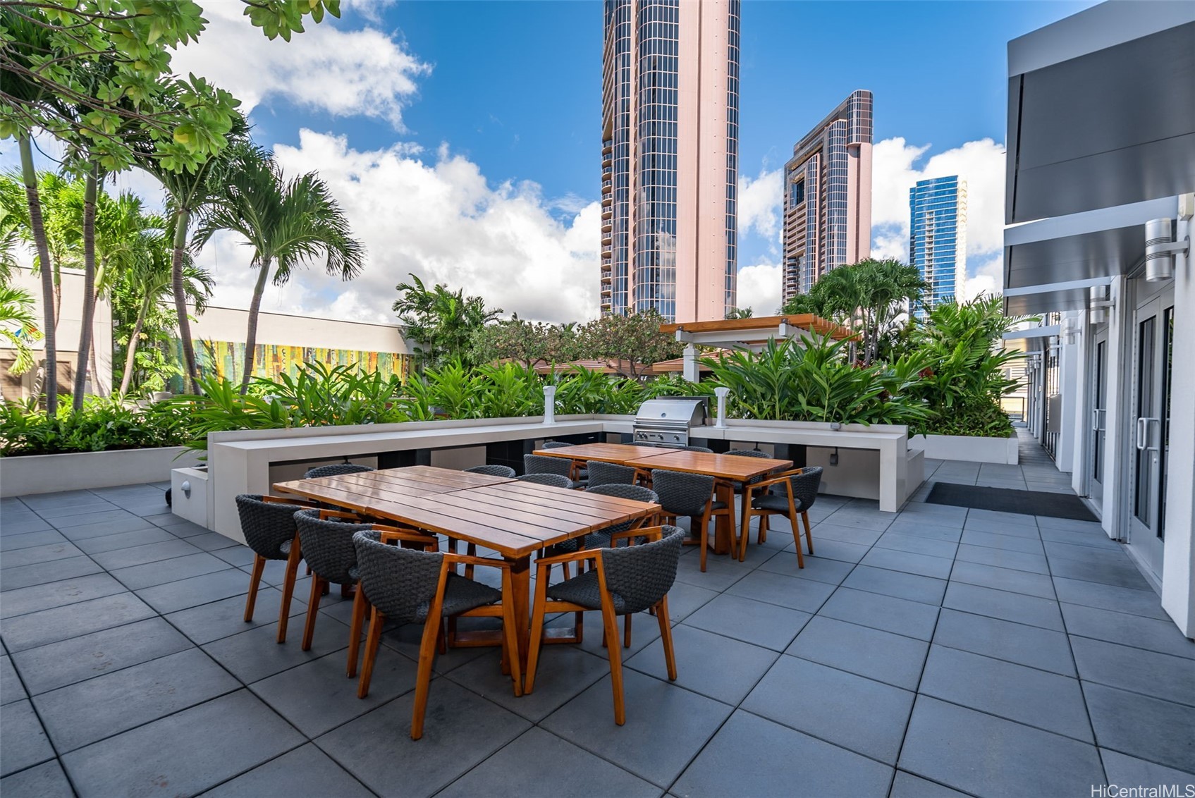 600 Ala Moana Boulevard 2009 Property Photo 21
