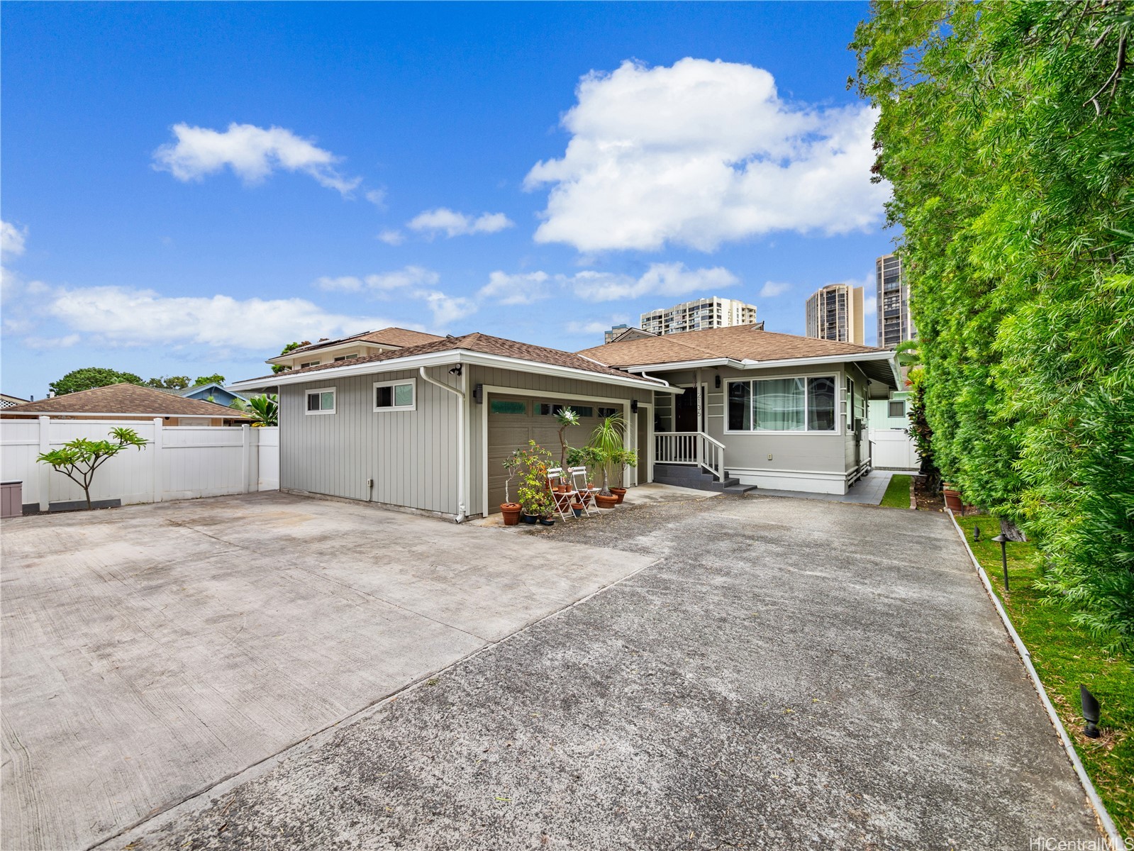 2134 Kanealii Avenue Property Photo 6