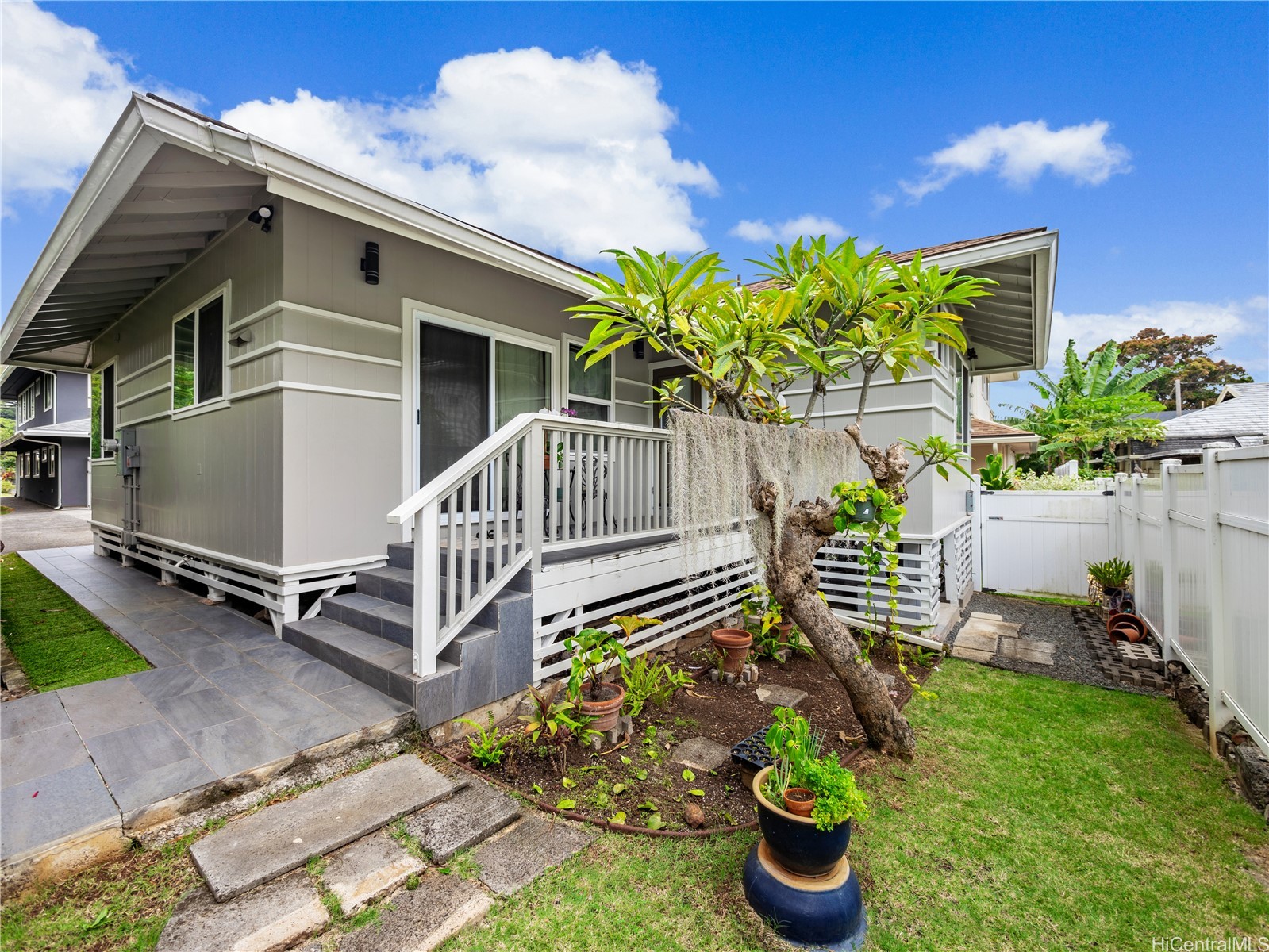 2134 Kanealii Avenue Property Photo 8