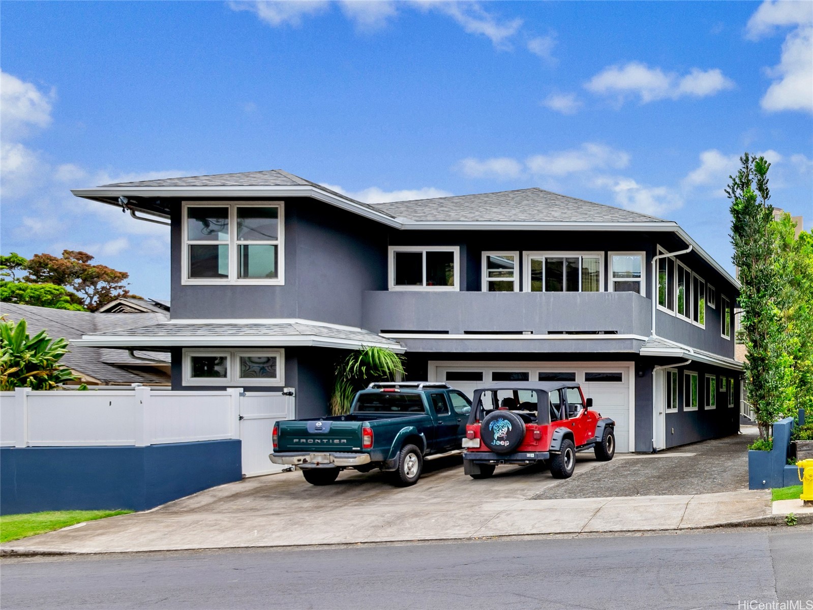 2134 Kanealii Avenue Property Photo 3