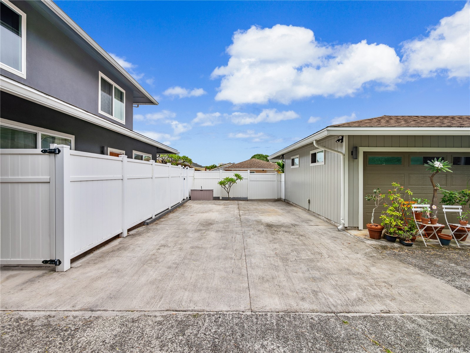 2134 Kanealii Avenue Property Photo 6