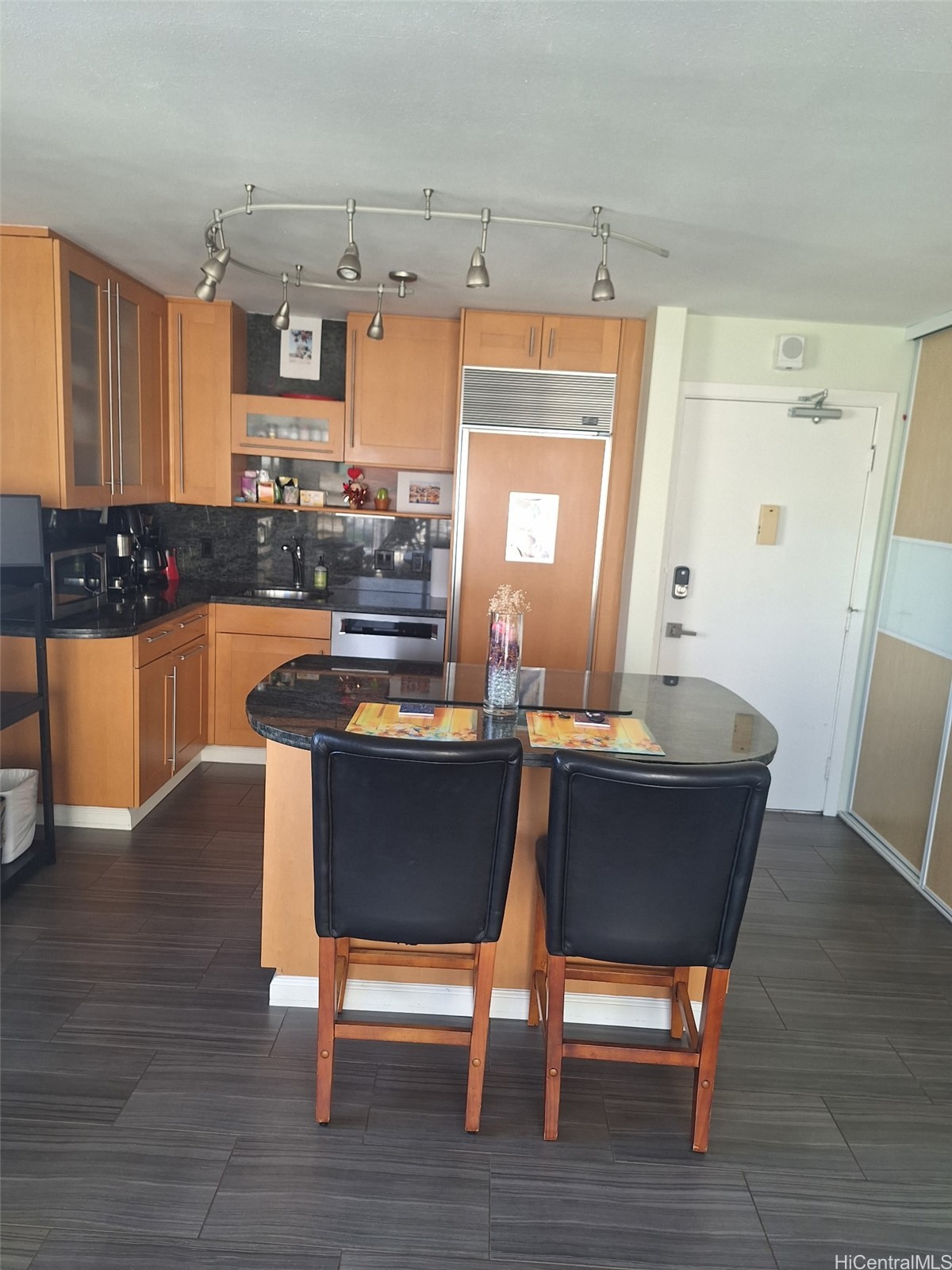 2140 Kuhio Avenue 2401 Property Photo 6