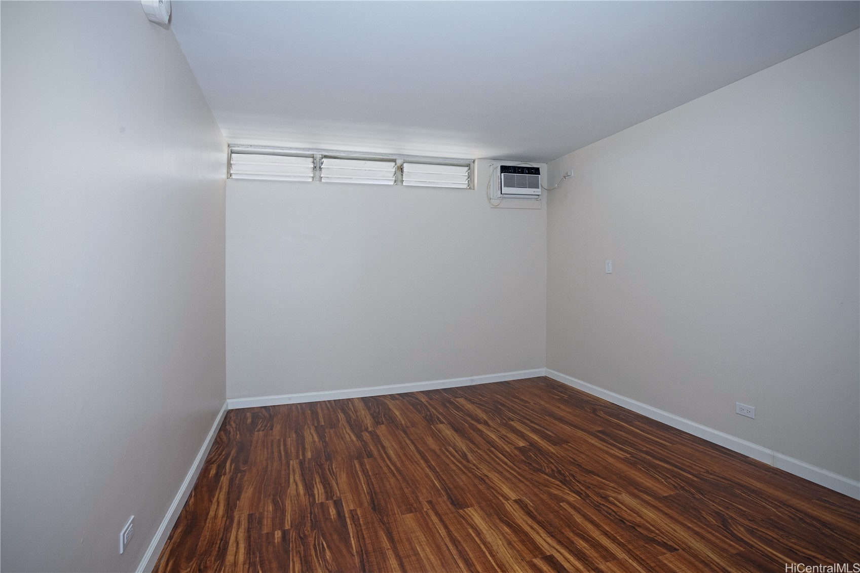 2611 Ala Wai Boulevard 1504 Property Photo 10