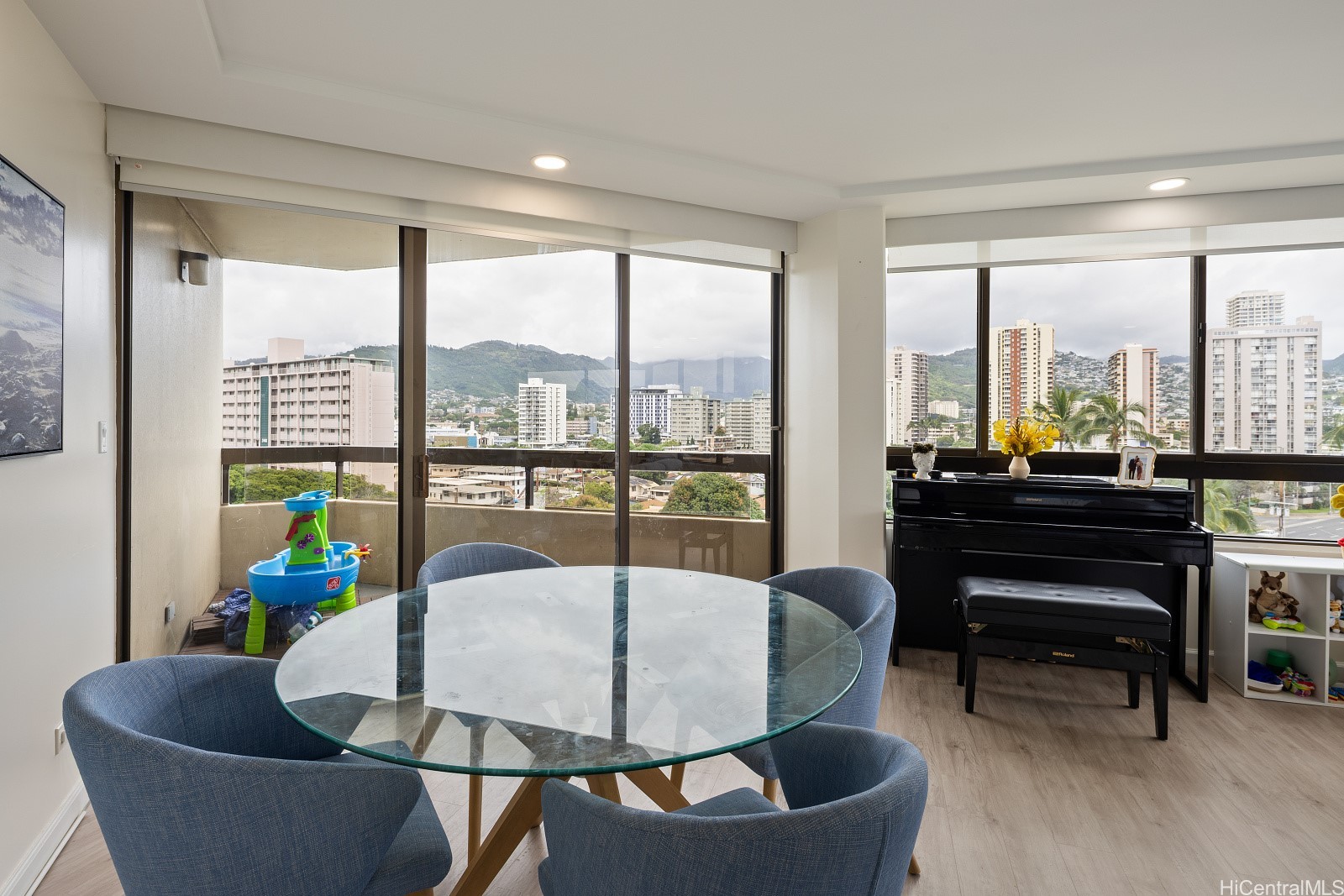 2499 Kapiolani Boulevard 801 Property Photo 5