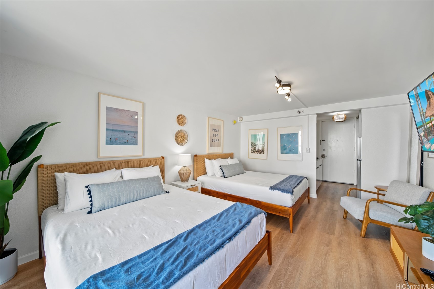 445 Seaside Avenue 708 Property Photo 1