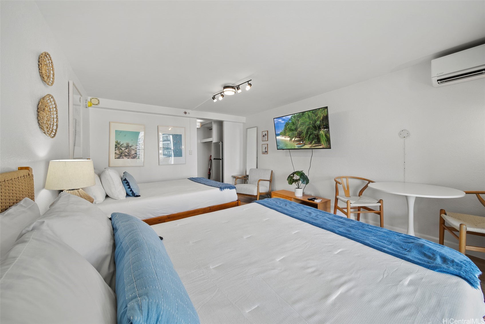 445 Seaside Avenue 708 Property Photo 5