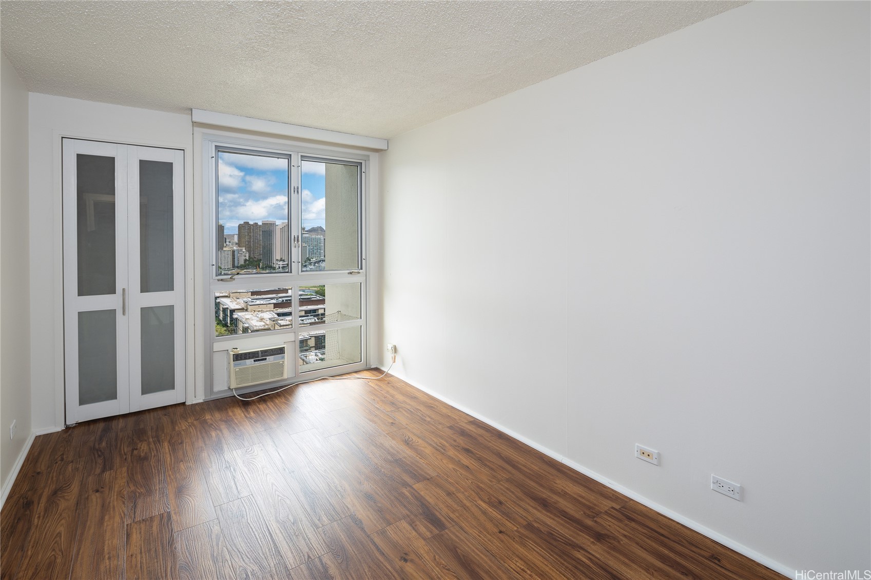 1350 Ala Moana Boulevard 2412 Property Photo 9