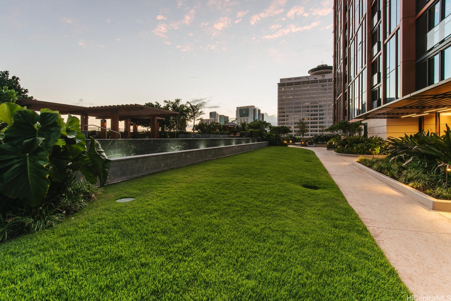 1555 Kapiolani Boulevard 1211 Property Photo 20