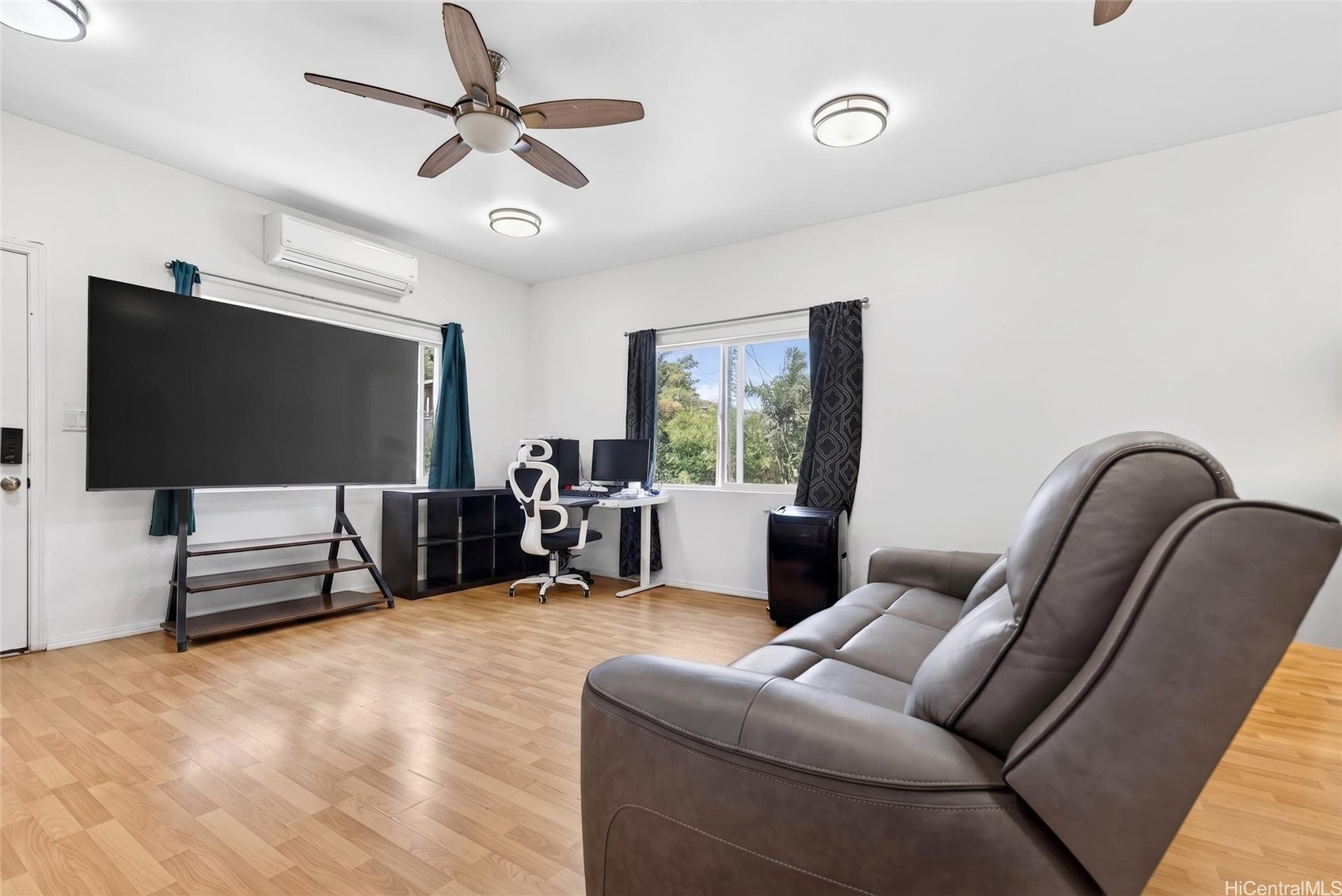 2802 Numana Road Property Photo 4