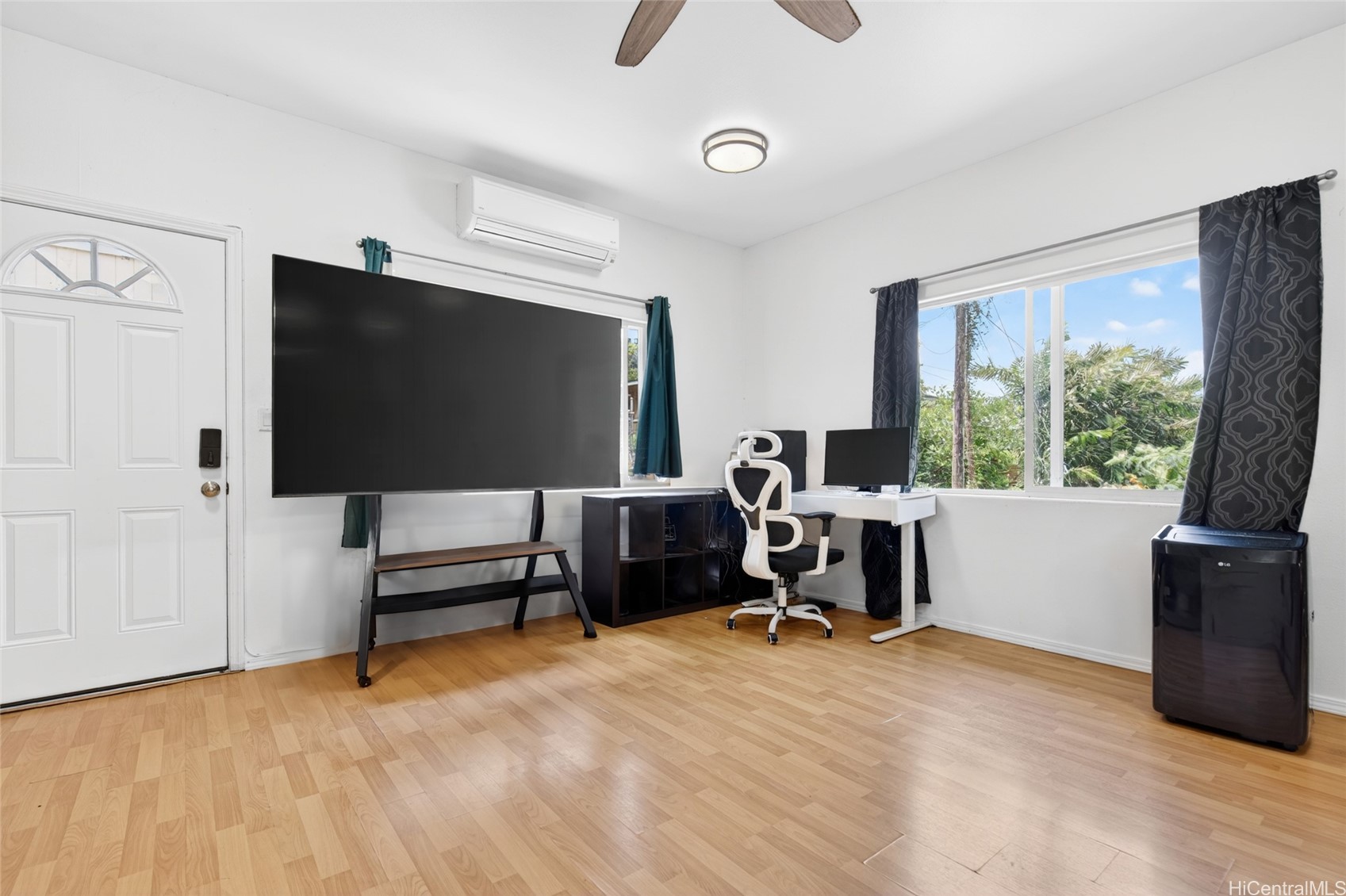 2802 Numana Road Property Photo 5