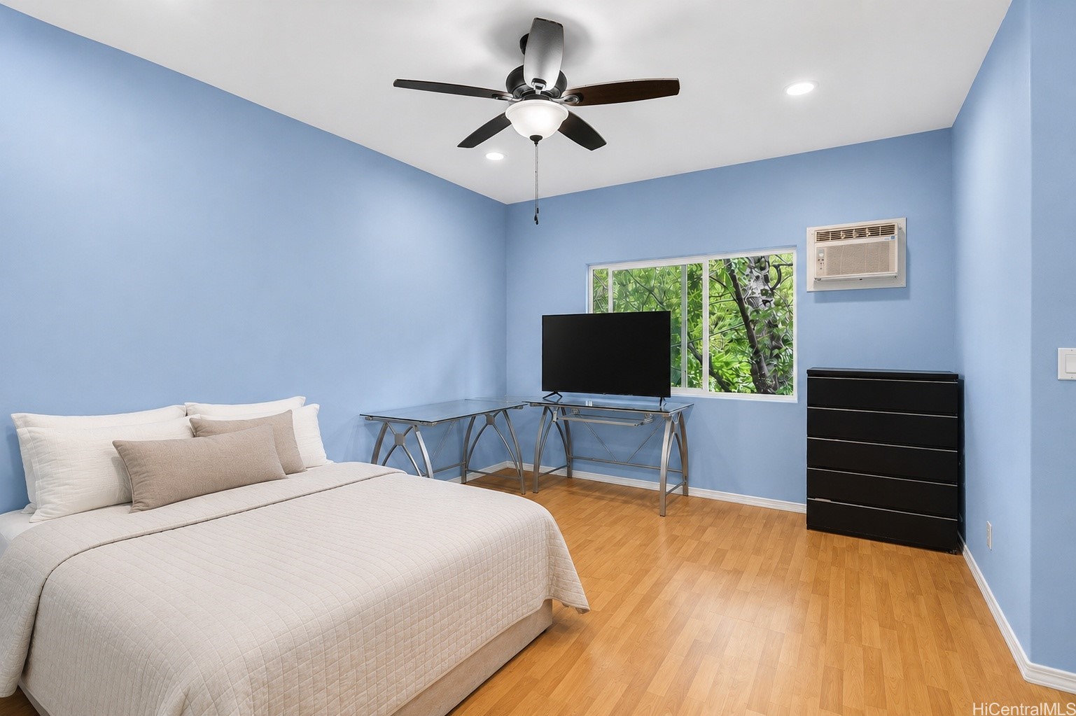 2802 Numana Road Property Photo 12