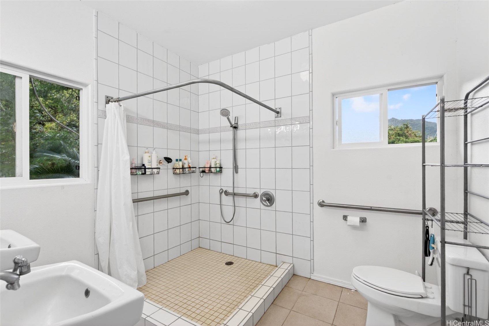 2802 Numana Road Property Photo 15