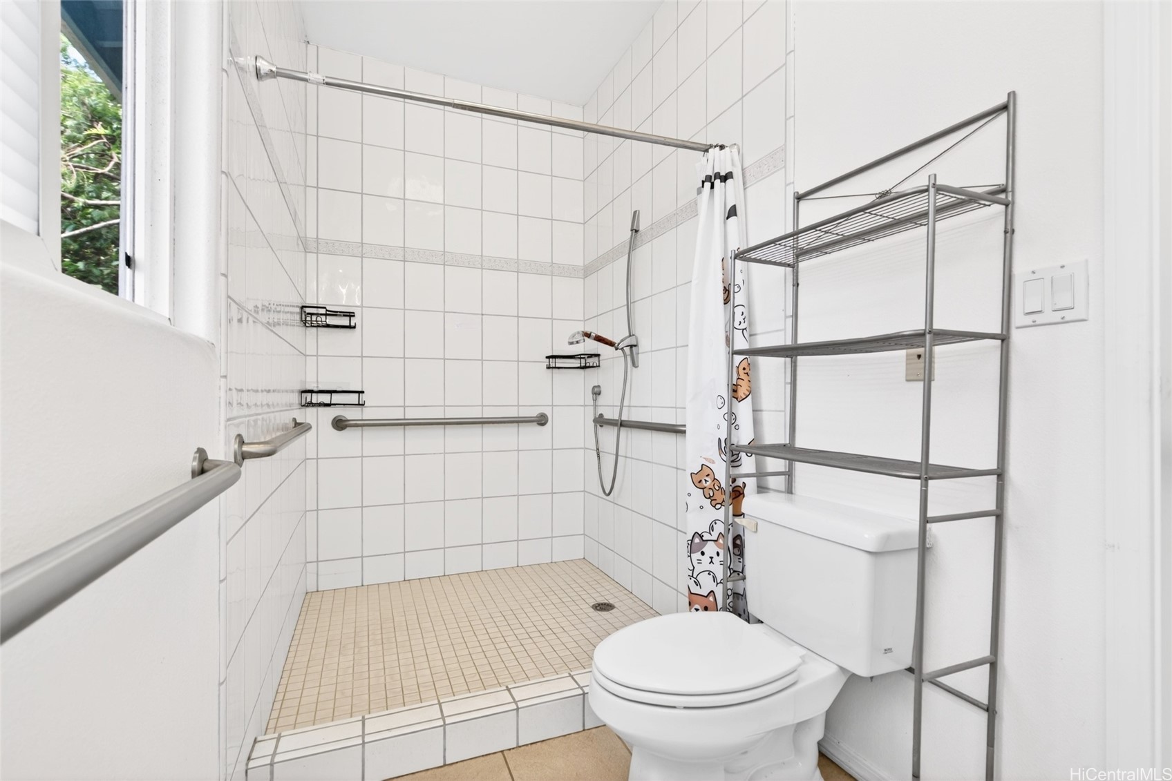 2802 Numana Road Property Photo 17