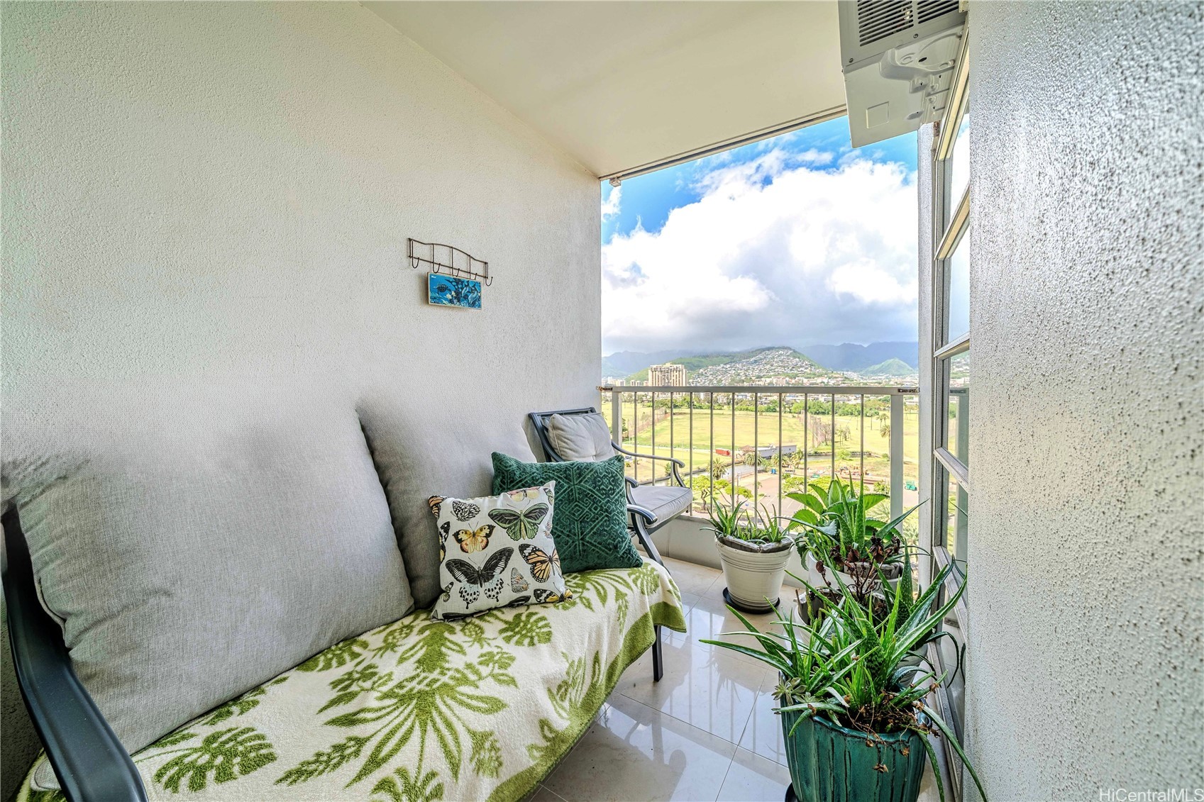 2611 Ala Wai Boulevard 1408 Property Photo 7