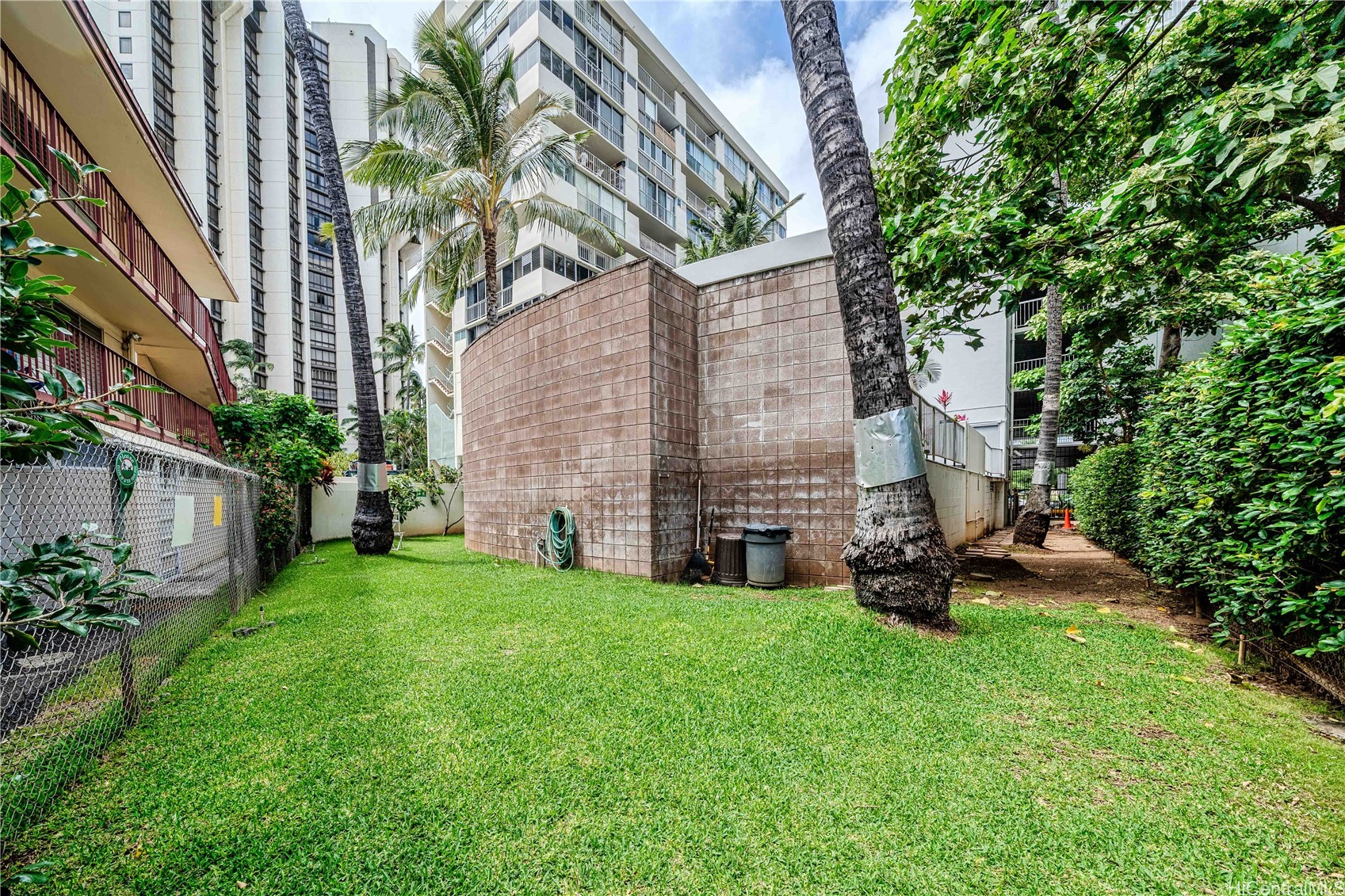 2611 Ala Wai Boulevard 1408 Property Photo 25