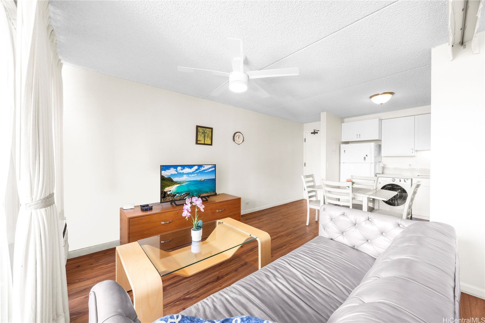 2240 Kuhio Avenue 1802 Property Photo 7
