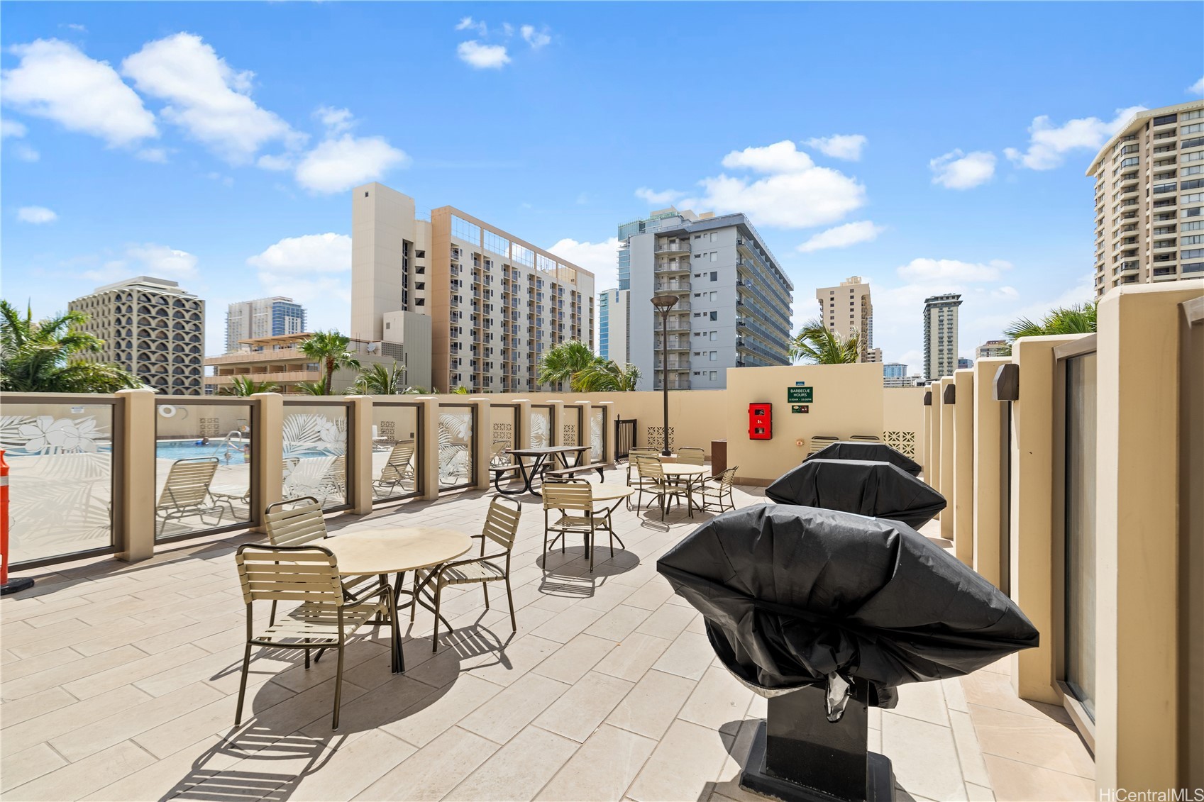 2240 Kuhio Avenue 1802 Property Photo 18