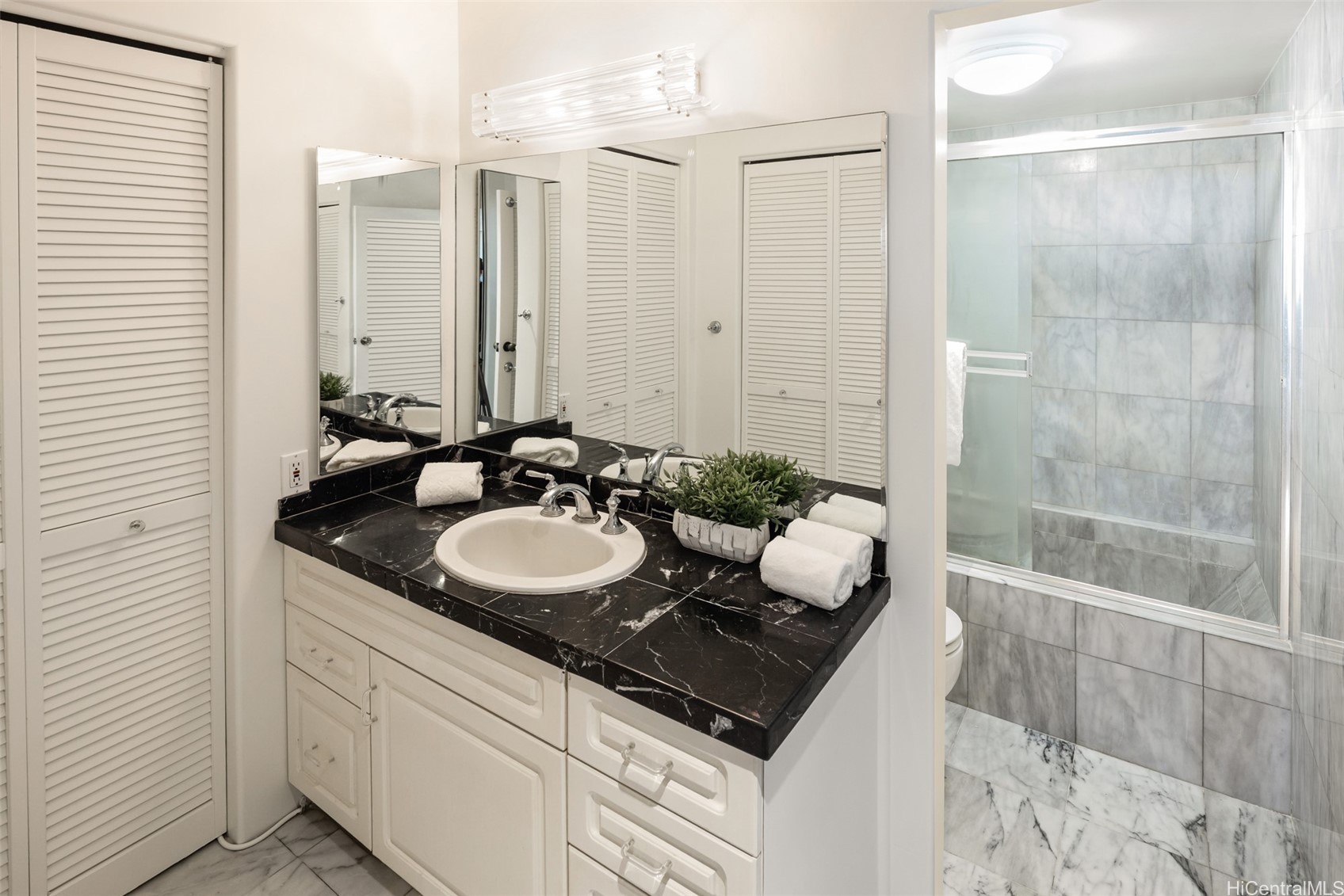 2600 Pualani Way 3101 Property Photo 19