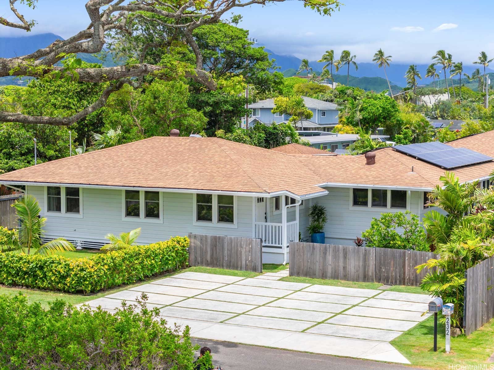 244 Awakea Road Property Photo 1