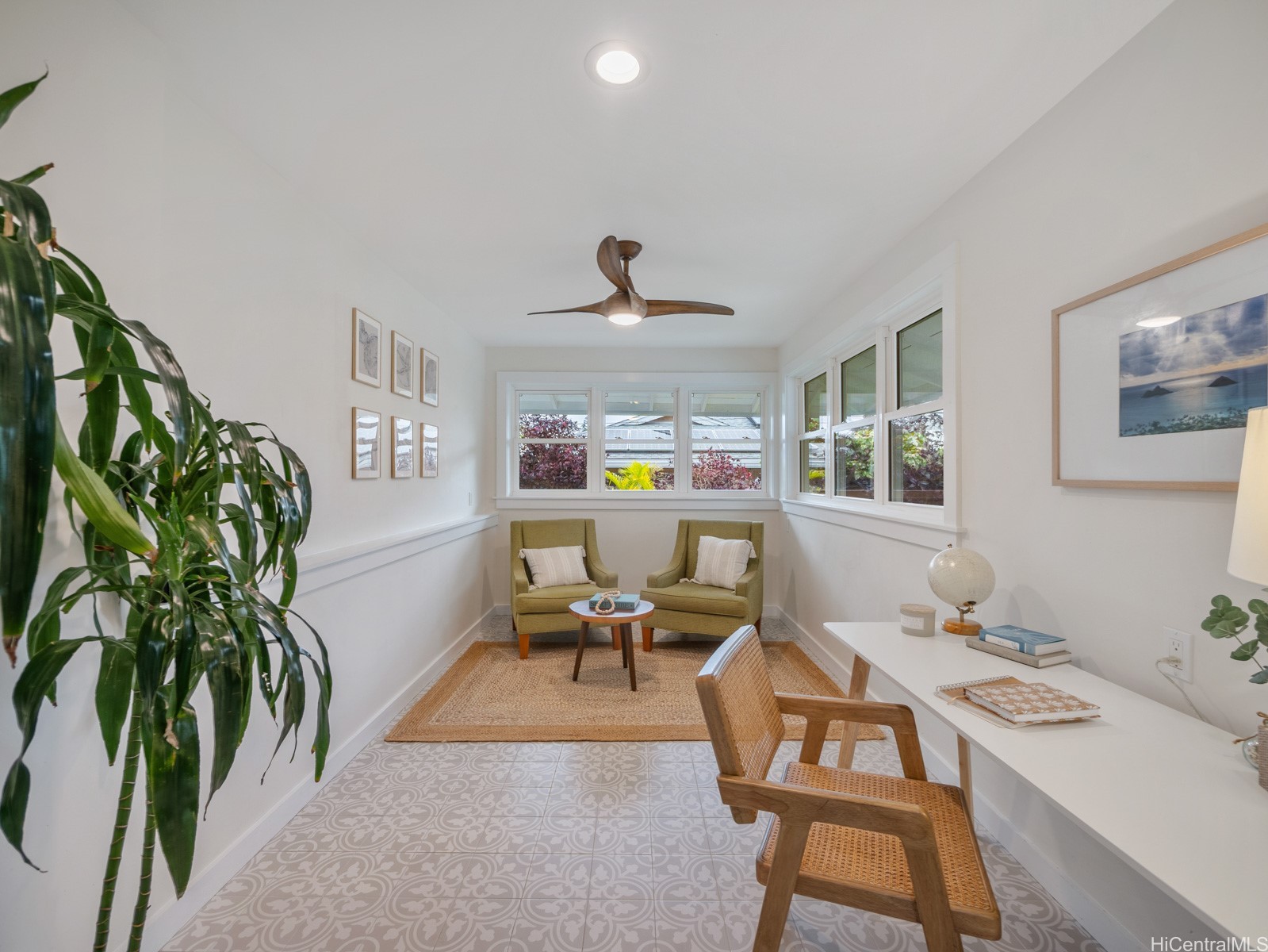 244 Awakea Road Property Photo 16