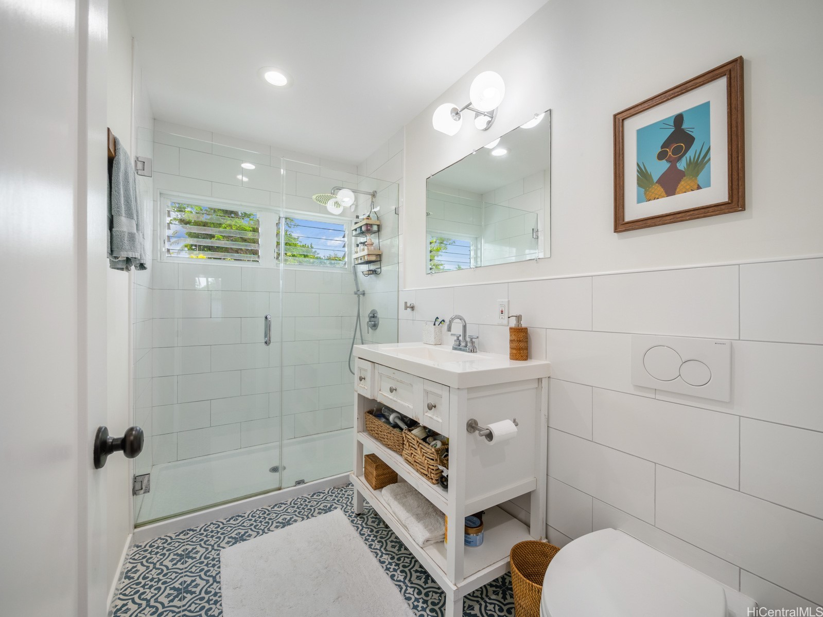 244 Awakea Road Property Photo 19