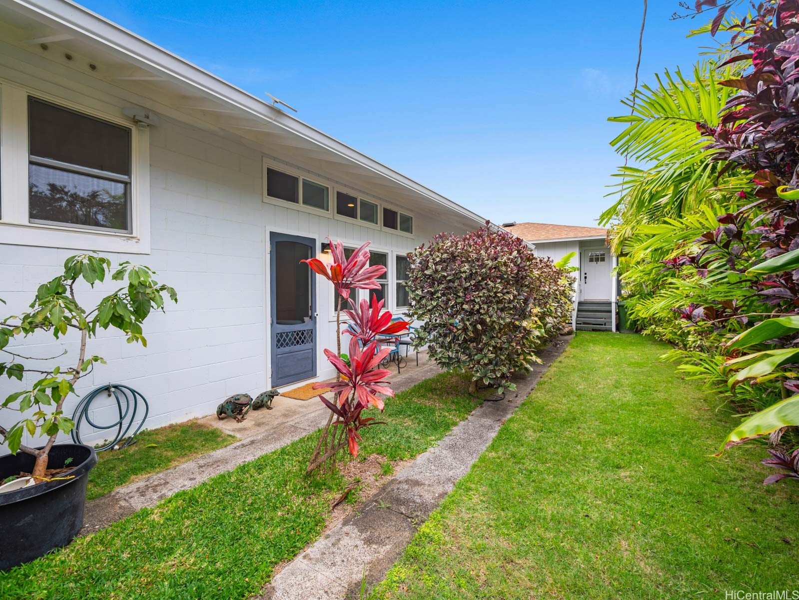 244 Awakea Road Property Photo 22