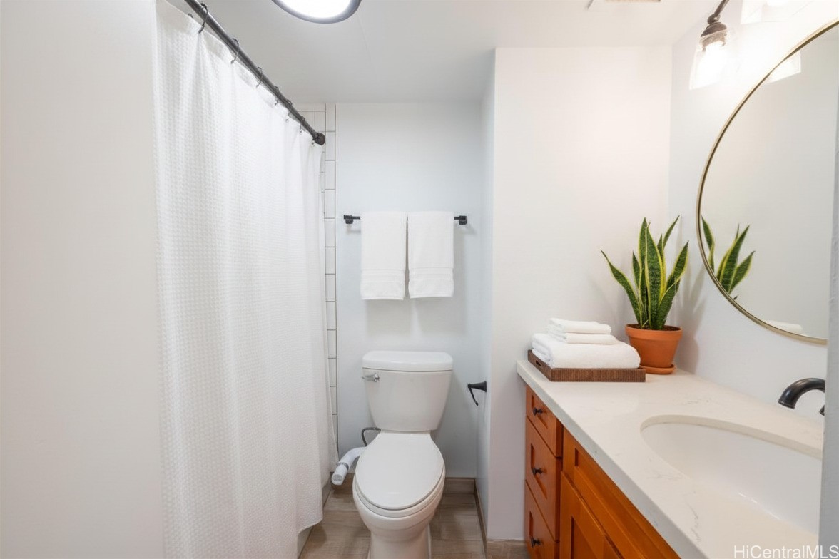 710 Lunalilo Street 402 Property Photo 5