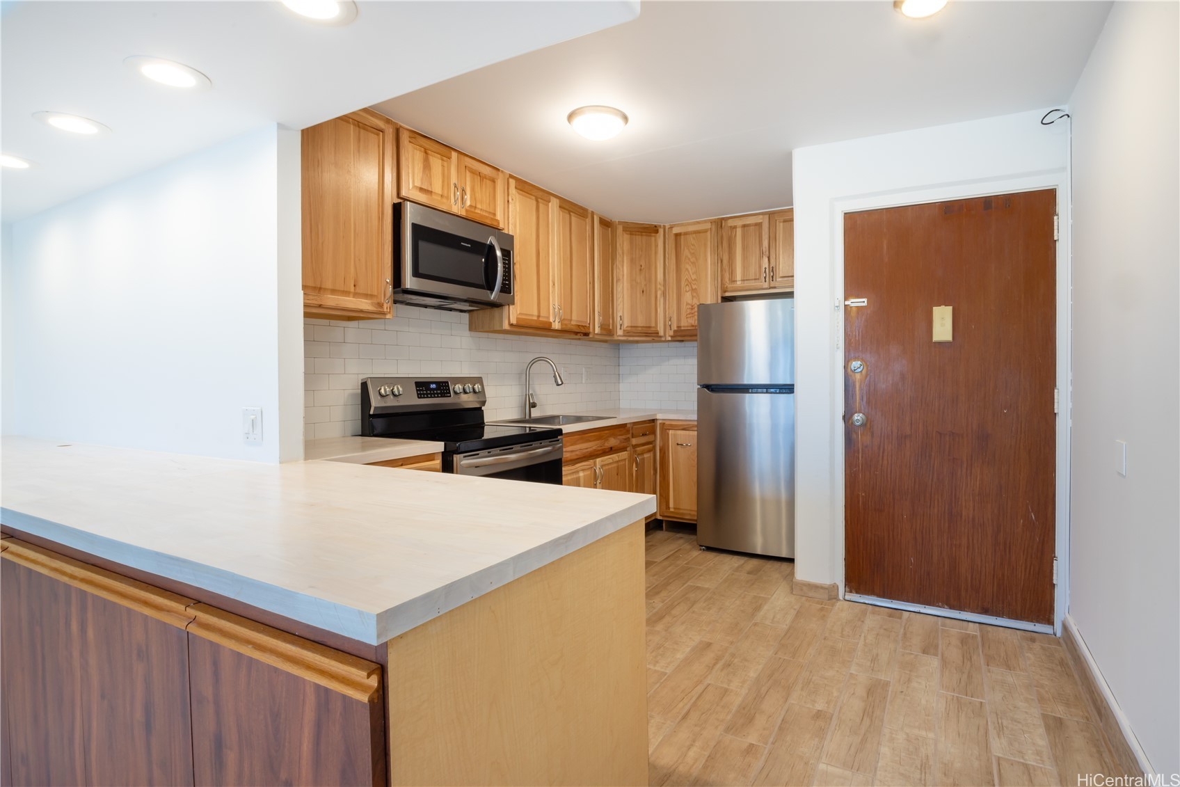 710 Lunalilo Street 402 Property Photo 12
