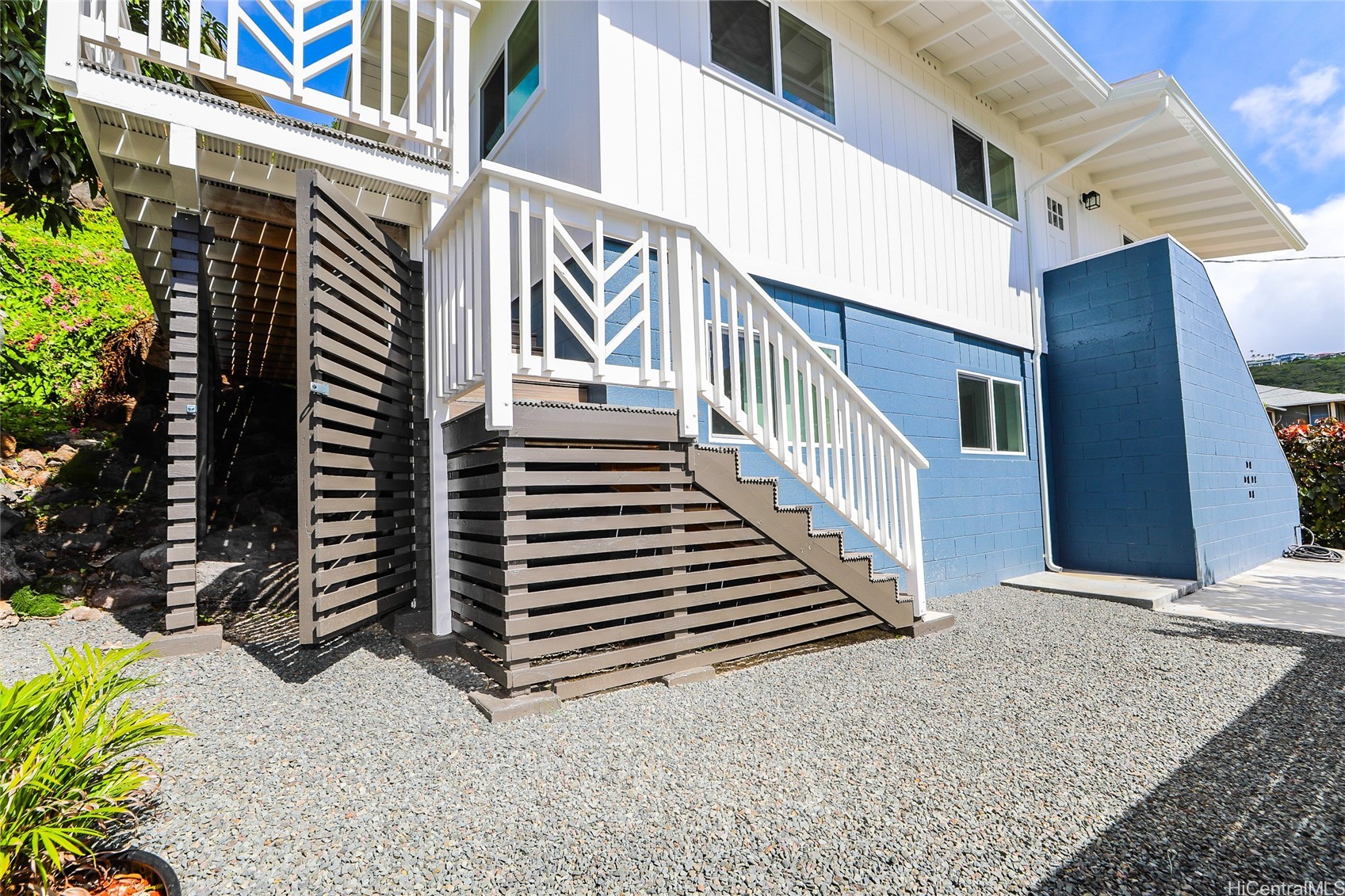3782 Claudine Street Property Photo 14