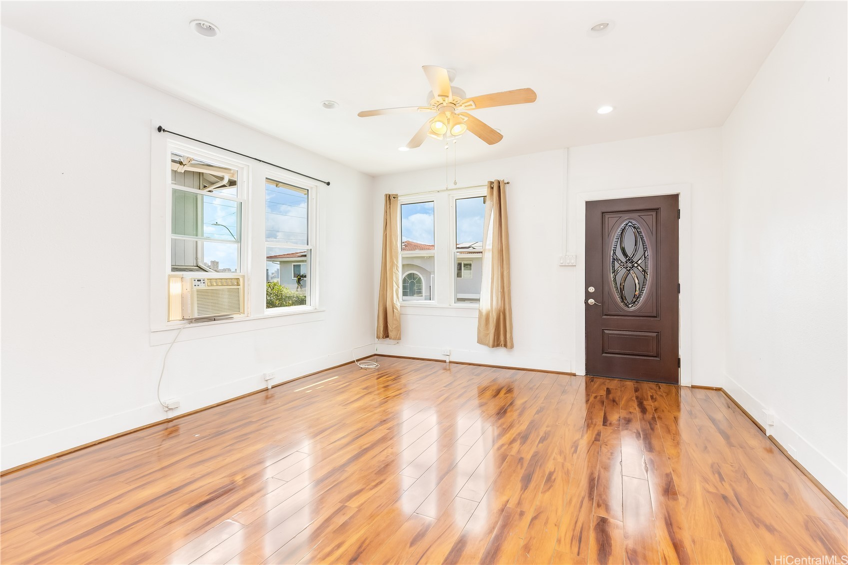 3311 Herbert Street Property Photo 5
