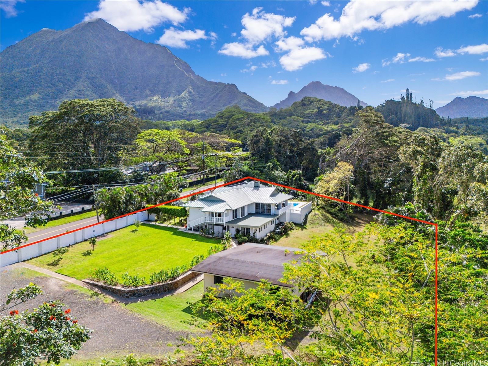 969 Auloa Road Property Photo 1