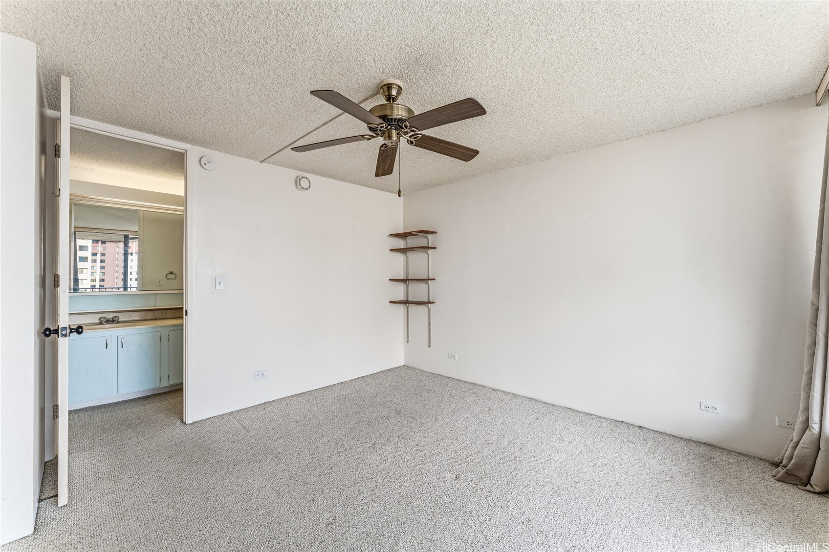 98-500 Koauka Loop 15k Property Photo 10