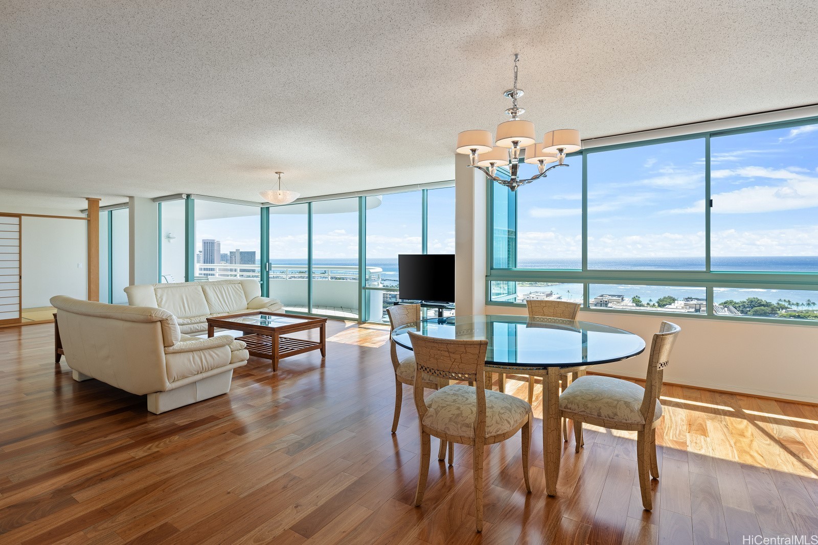 1341 Kapiolani Boulevard 27a Property Photo 2