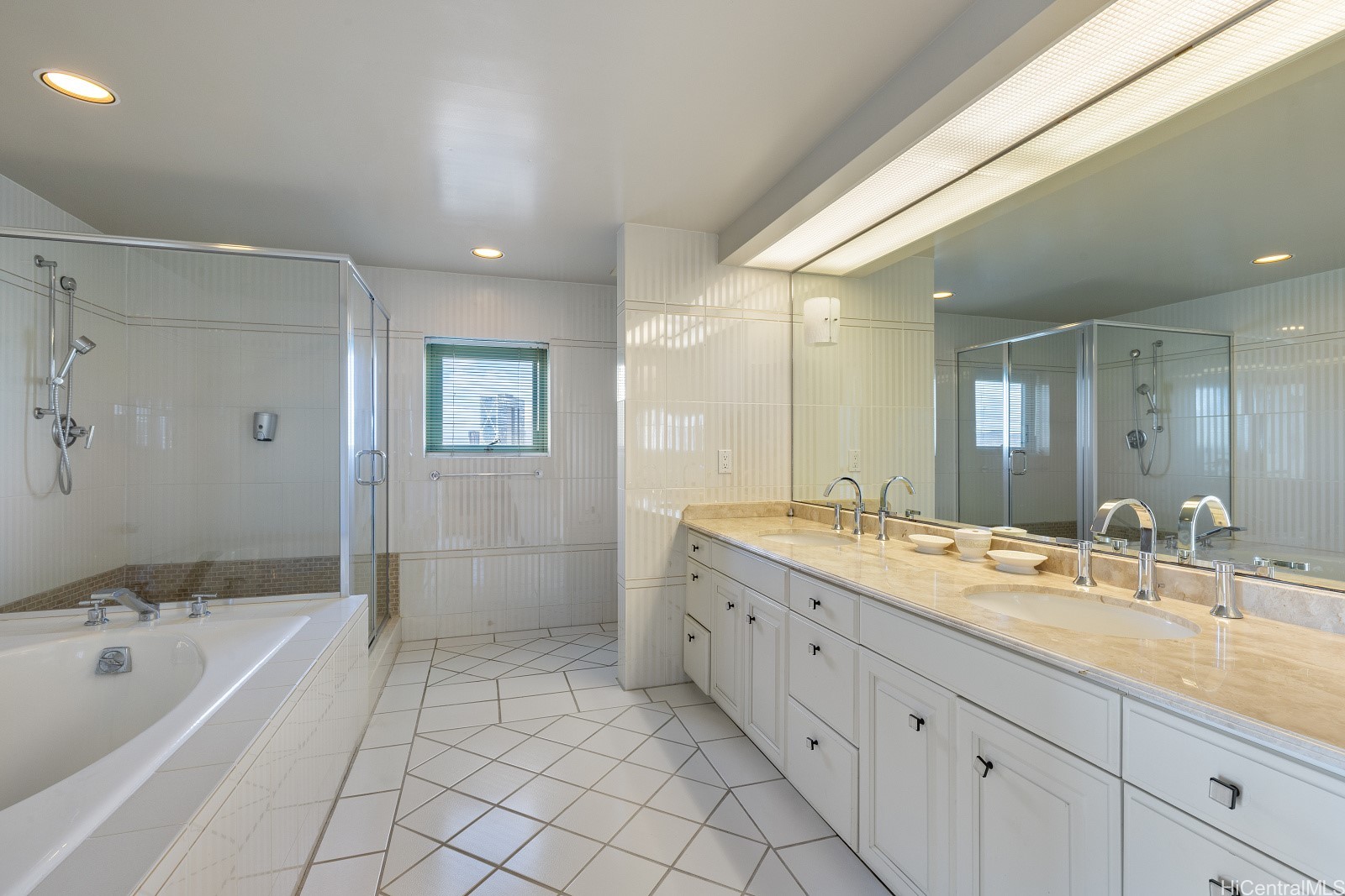 1341 Kapiolani Boulevard 27a Property Photo 15
