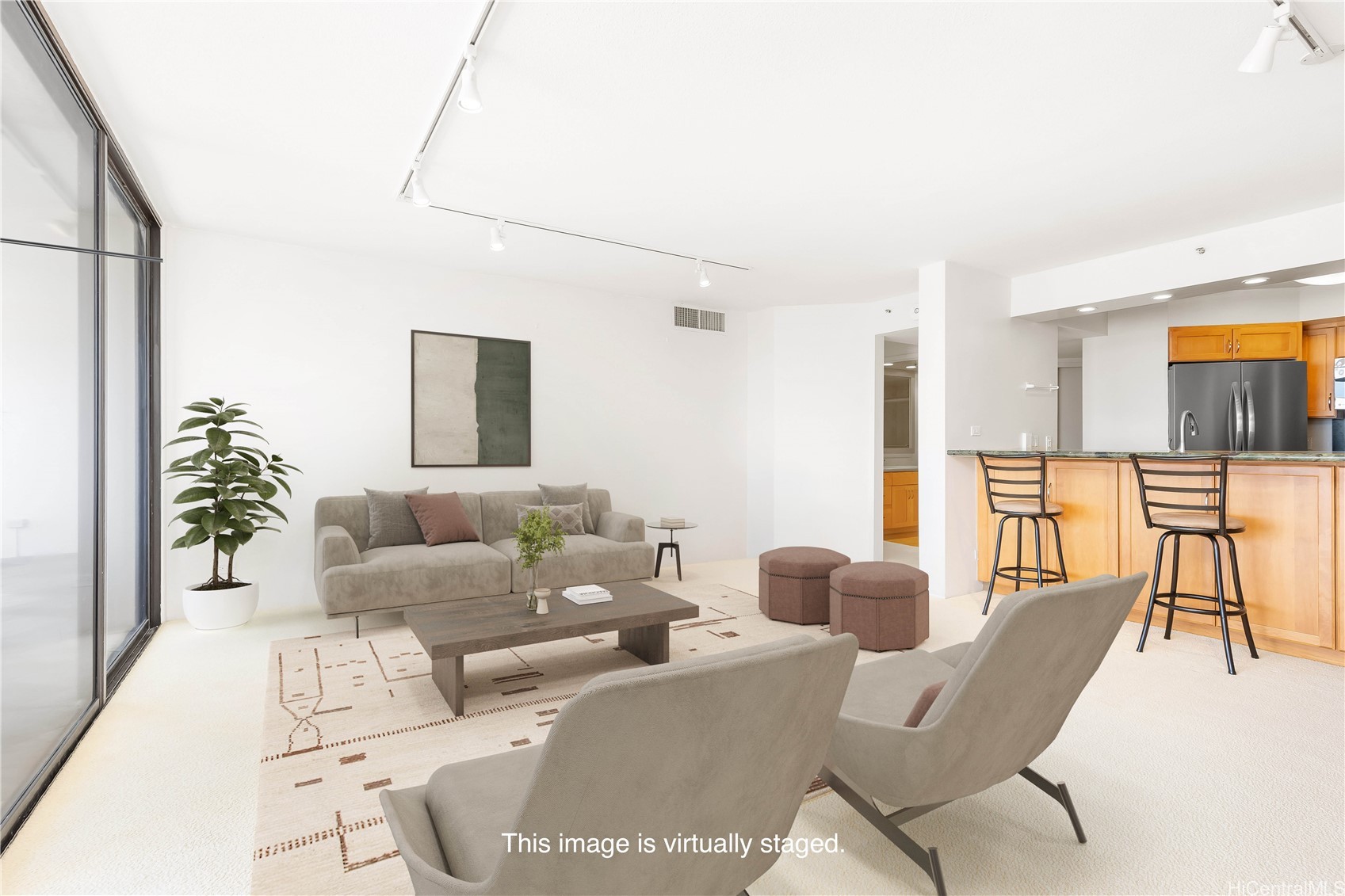 583 Kamoku Street Ph7 Property Photo 5