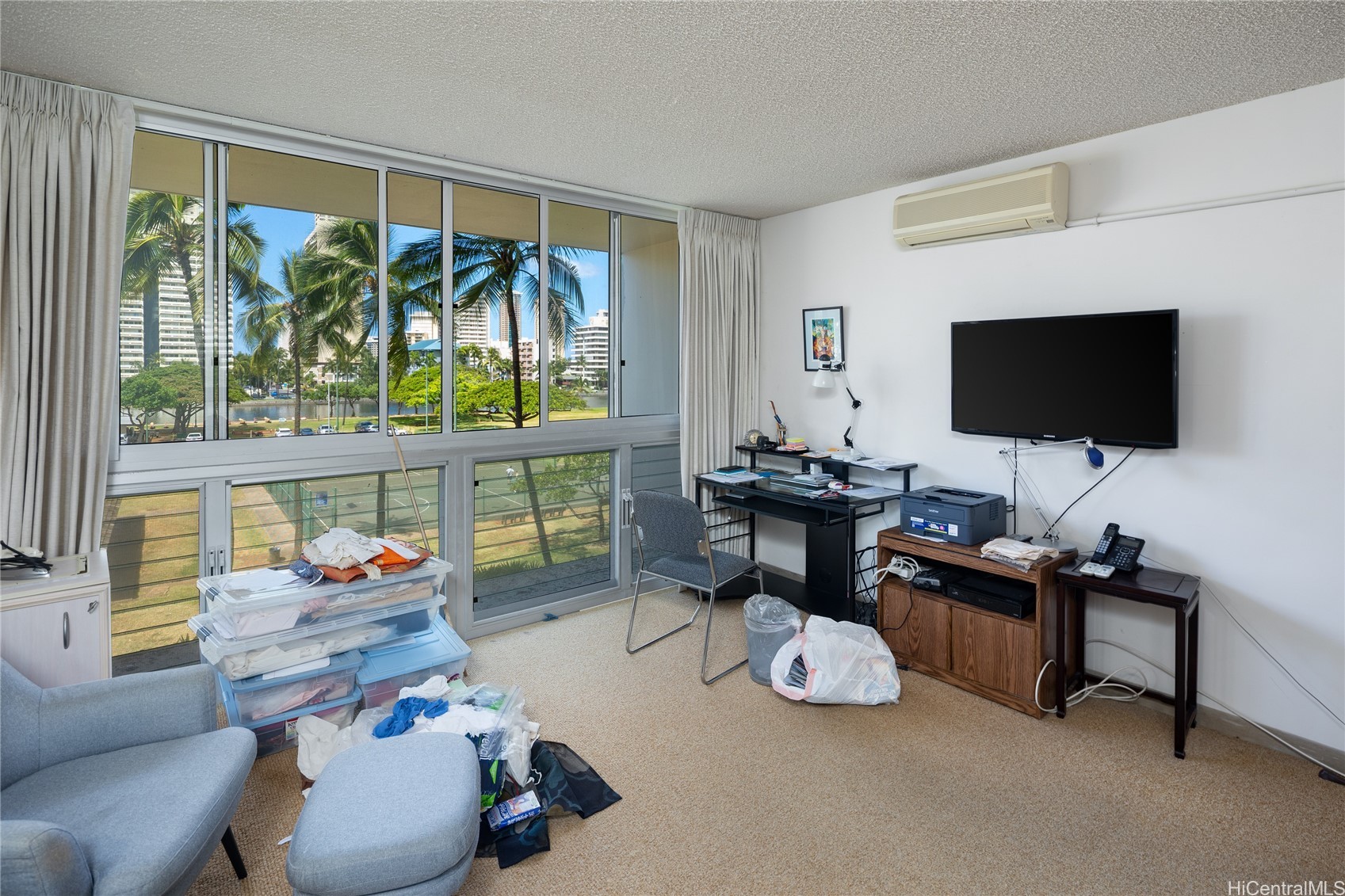 500 University Avenue 310 Property Photo 4