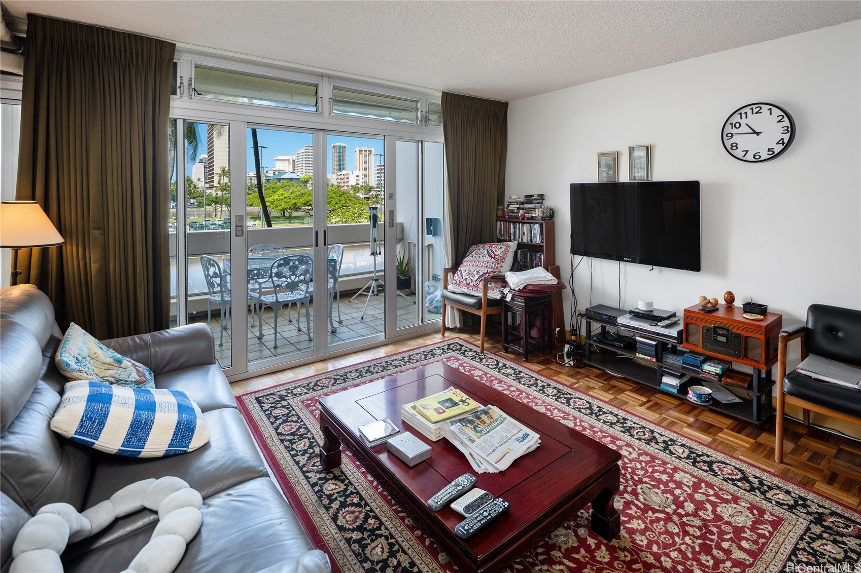 500 University Avenue 310 Property Photo 15