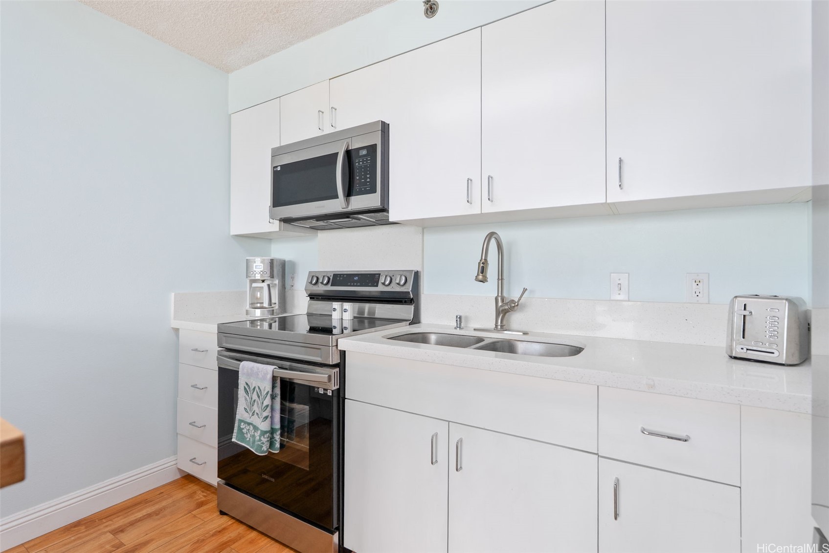 94-979 Kauolu Place 1110 Property Photo 4